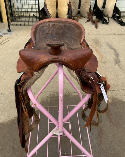 Western Saddle S15" G8"