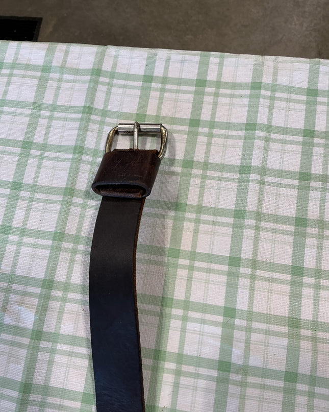 back cinch dark brown leather with front cinch keeper 