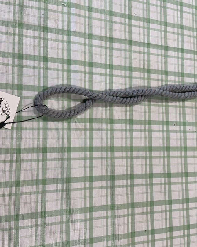 hat hanger rope