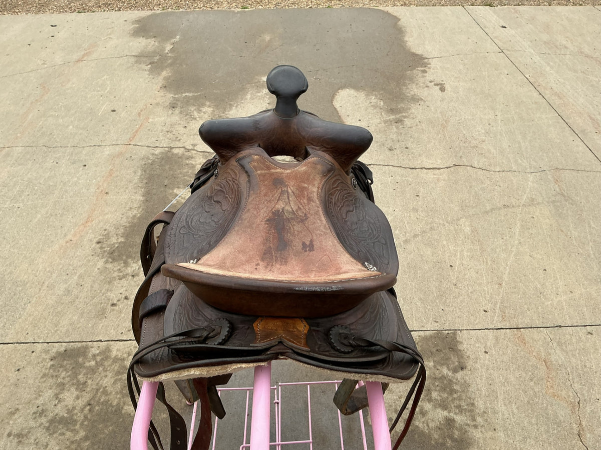 Western Saddle S15" G8"