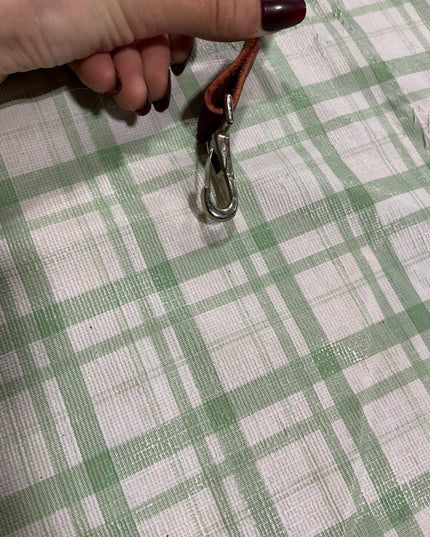 back to front  cinch keeper 