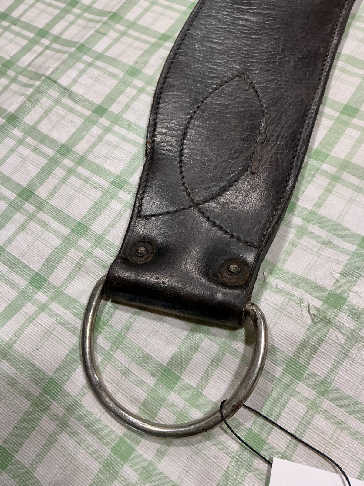 leather back cinch no clips