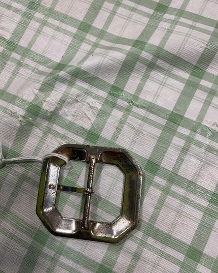 belt buckle 