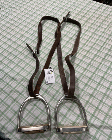 english stirrups with leathers 4 3/4