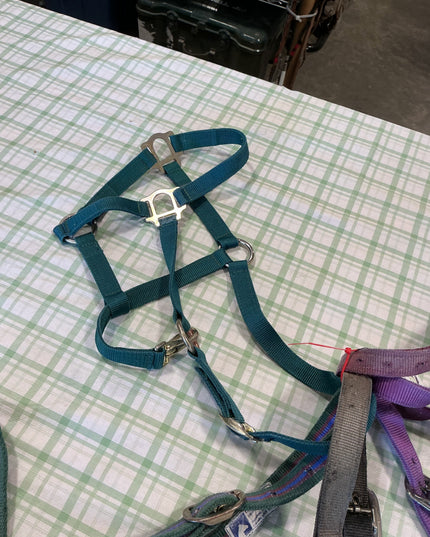 bundle of nylon halters horse size fit 
