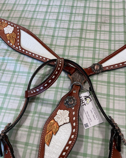 western breast collar with matching bridle one ear fit 