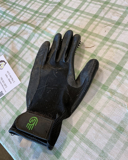grooming glove black small 