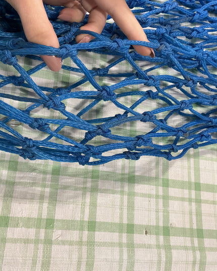 hay net blue rope 