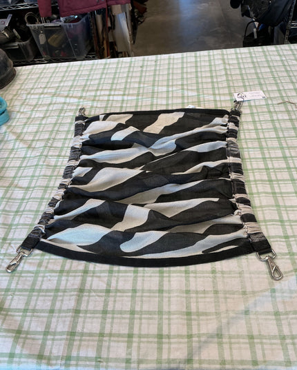 belly band fly sheet black and white 