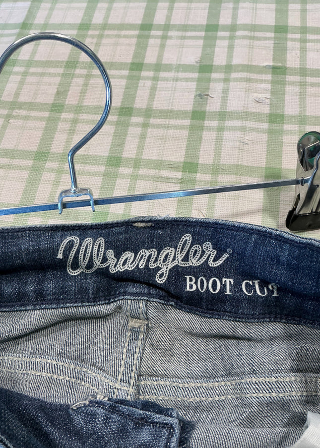wrangler jeans 13x36 boot cut 