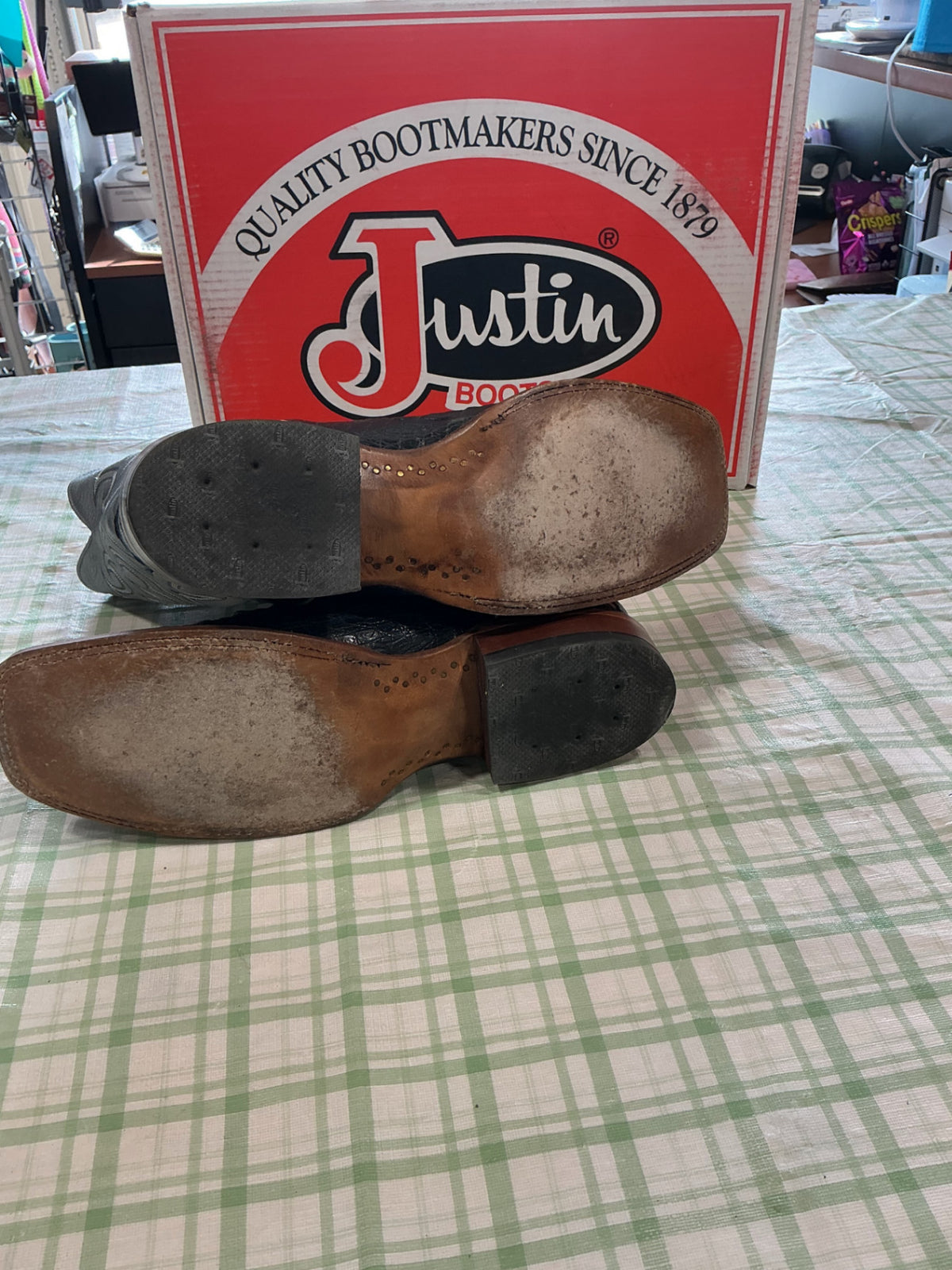 cowboy boots justin boots division of berkshire 