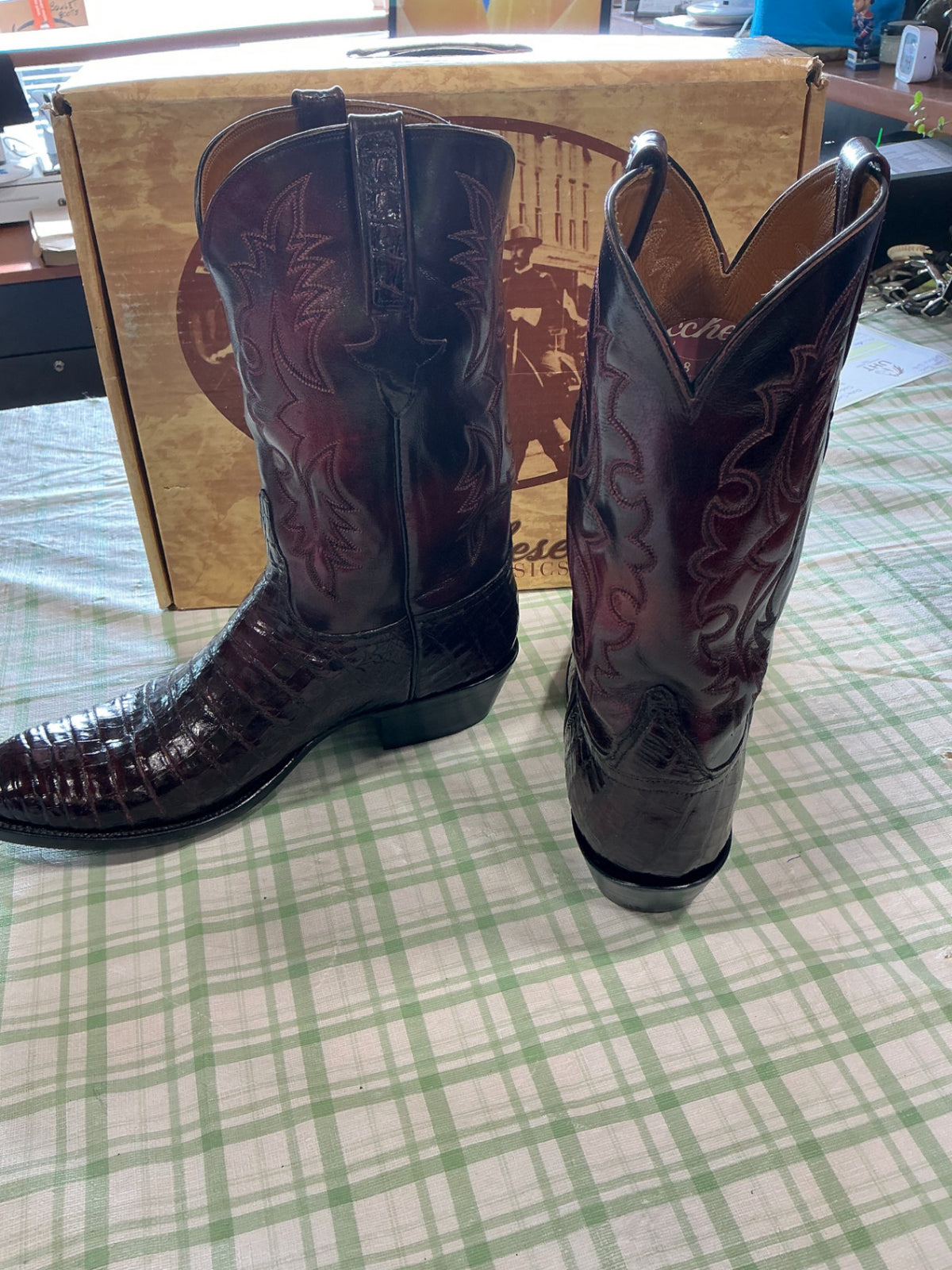 cowboy boots lucchese classics 