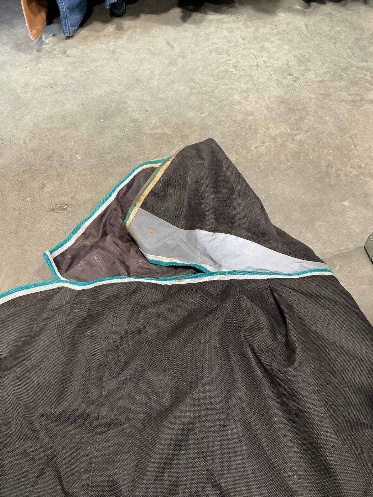 Winter Blanket Weatherbeeta 78" 360g neck attached