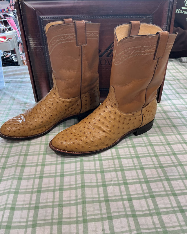 cowboy boots lucchese classics 