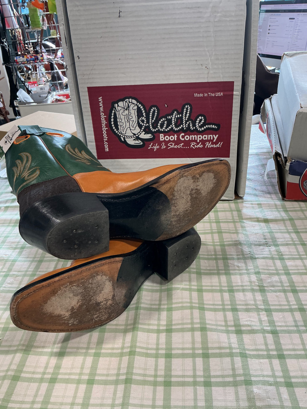 olatche cowboy boots 