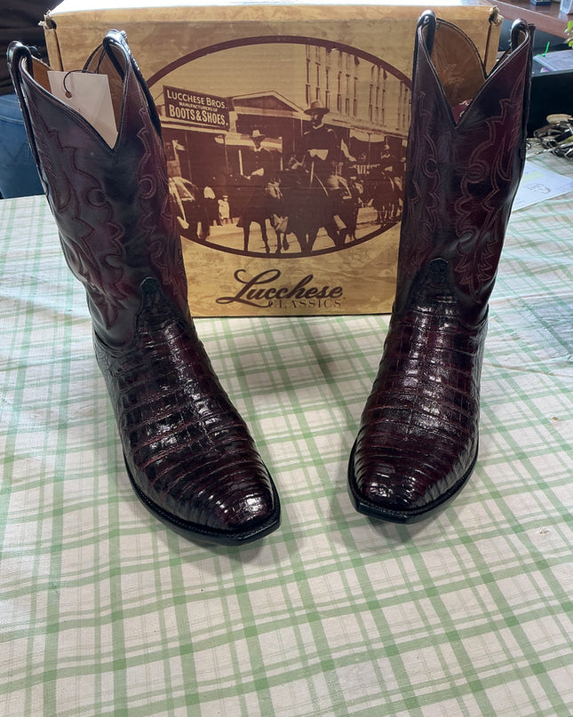cowboy boots lucchese classics 