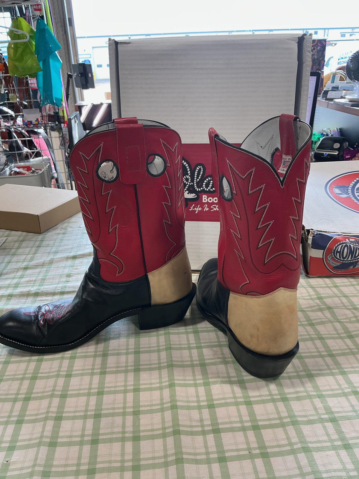 cowboy boots 