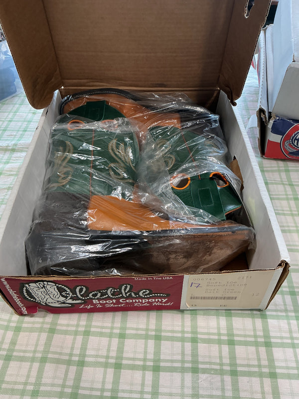 olatche cowboy boots 9-12