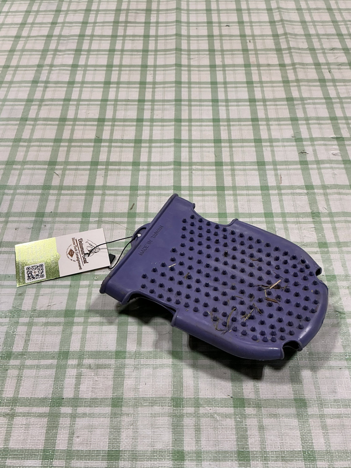 grooming brush glove 
