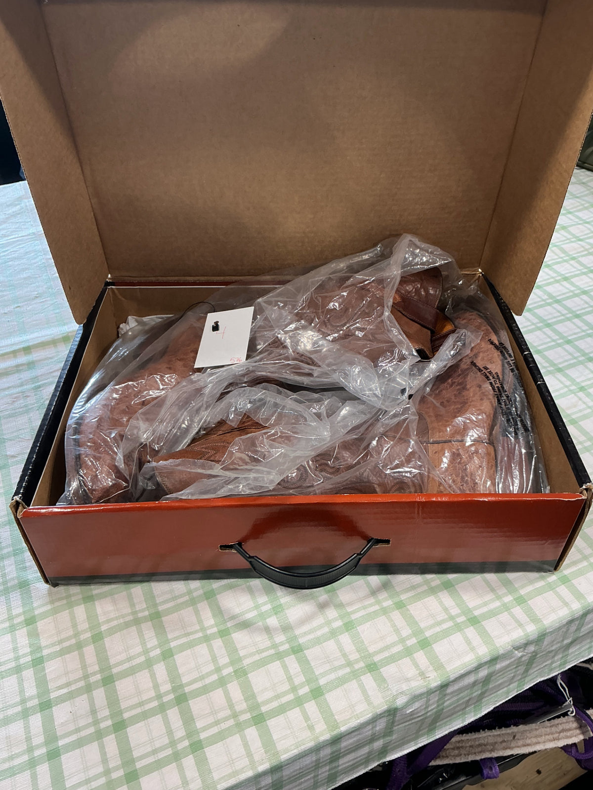 brown leather cowboy boots 