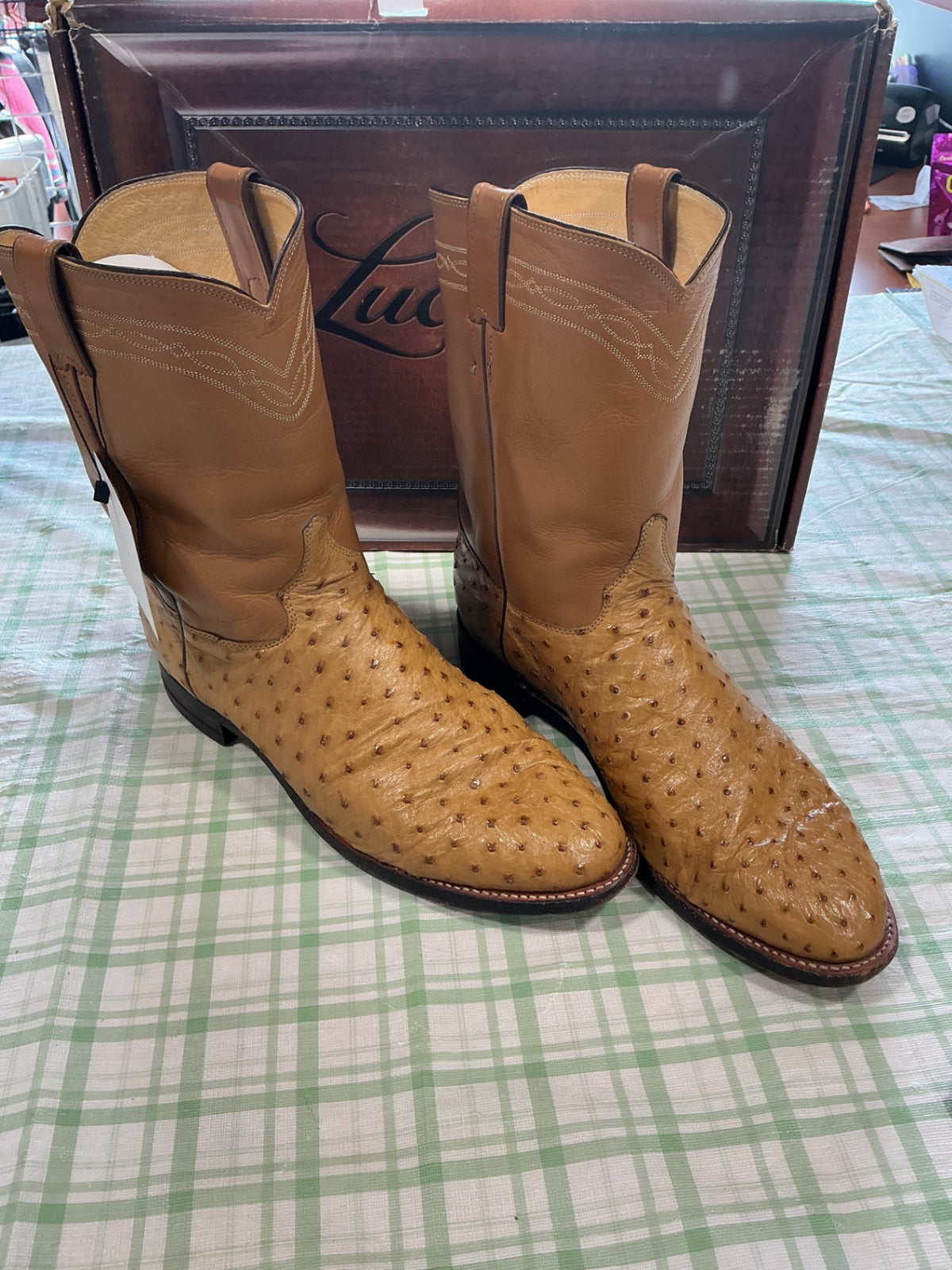cowboy boots lucchese classics 
