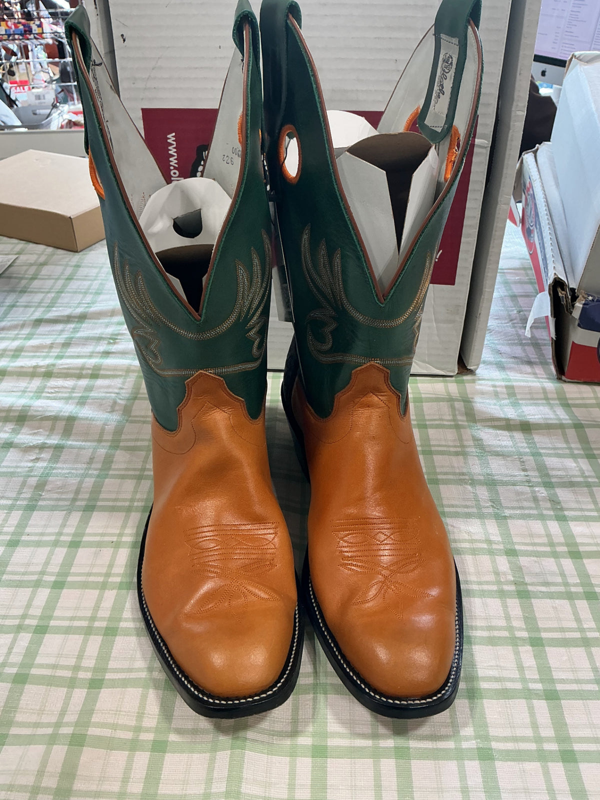 olatche cowboy boots 