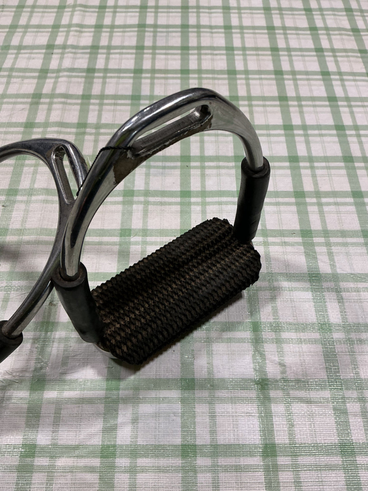english stirrups black 