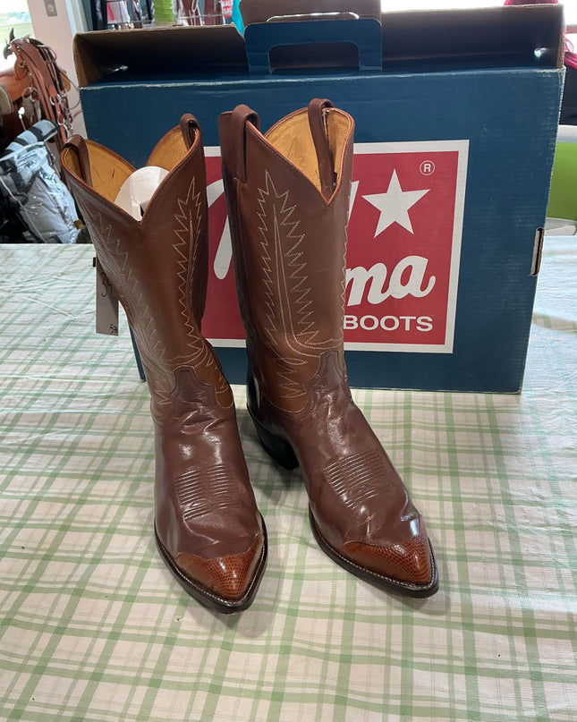 cowboy boots tony lamas
