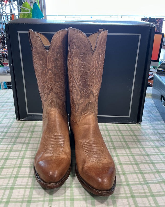 cowboy boots lucchese boot maker 