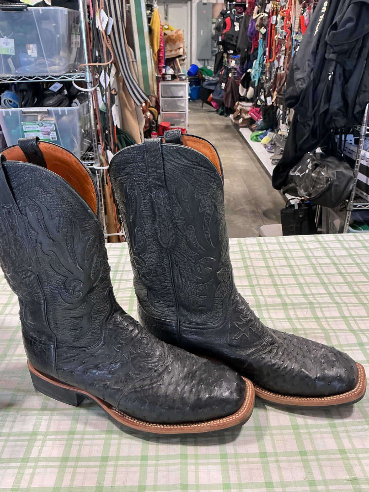 cowboy boots lucchese 13"