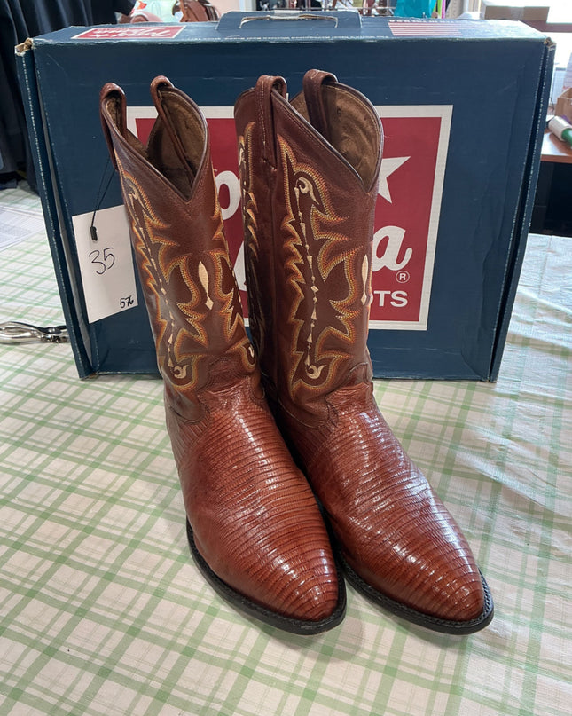 cowboy boots tony lamas 