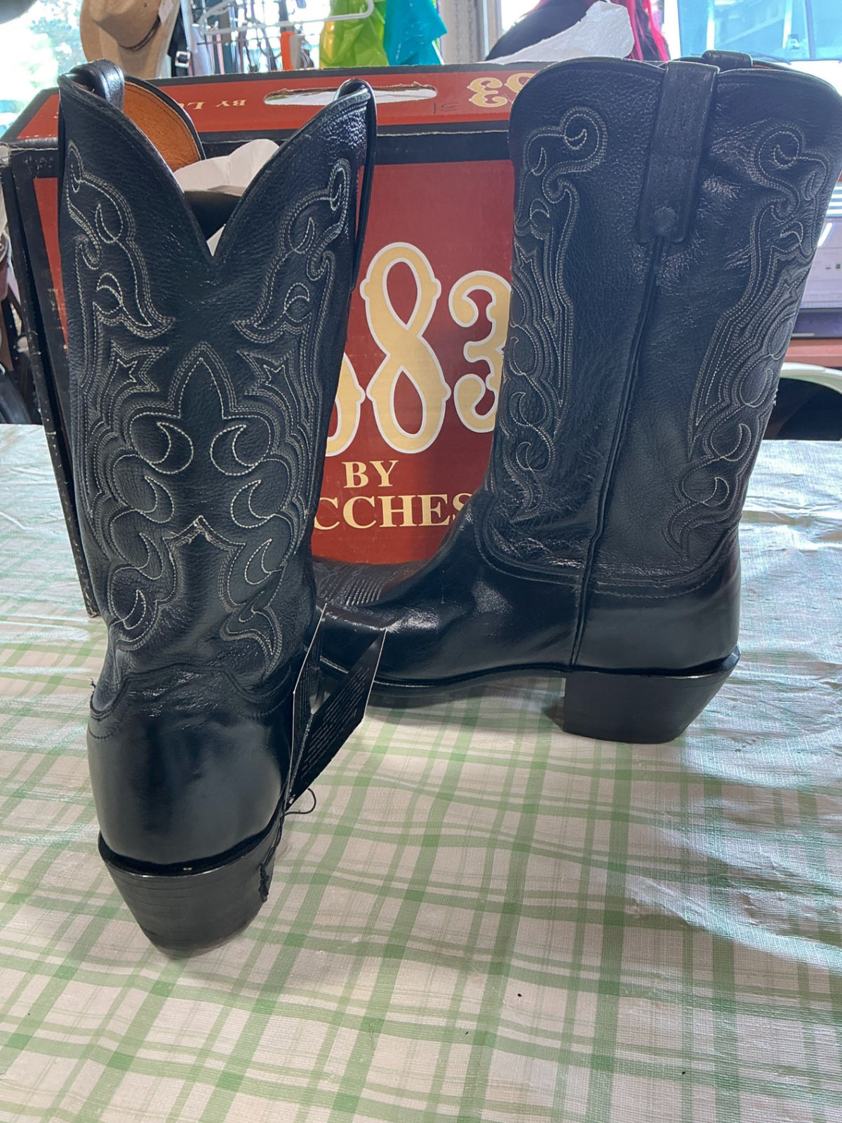 cowboy boots lucchese 1883