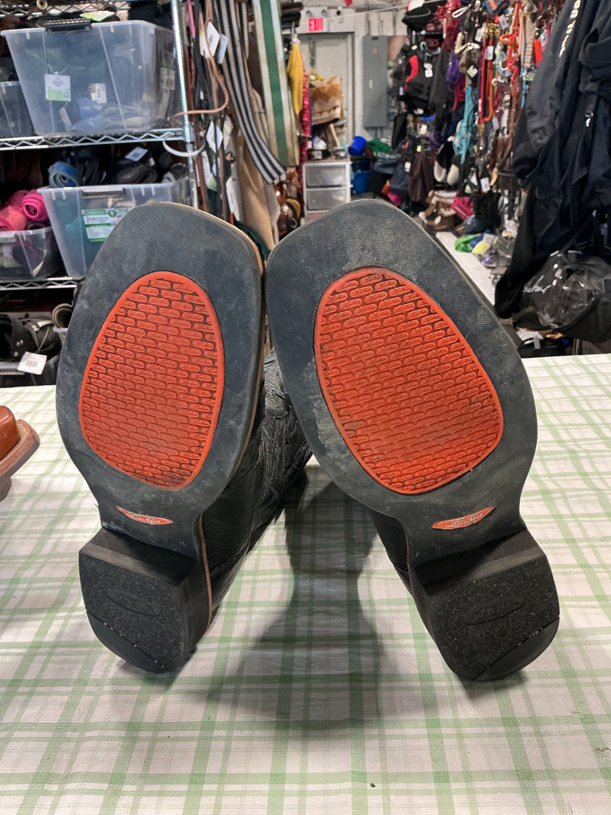 cowboy boots lucchese 13"