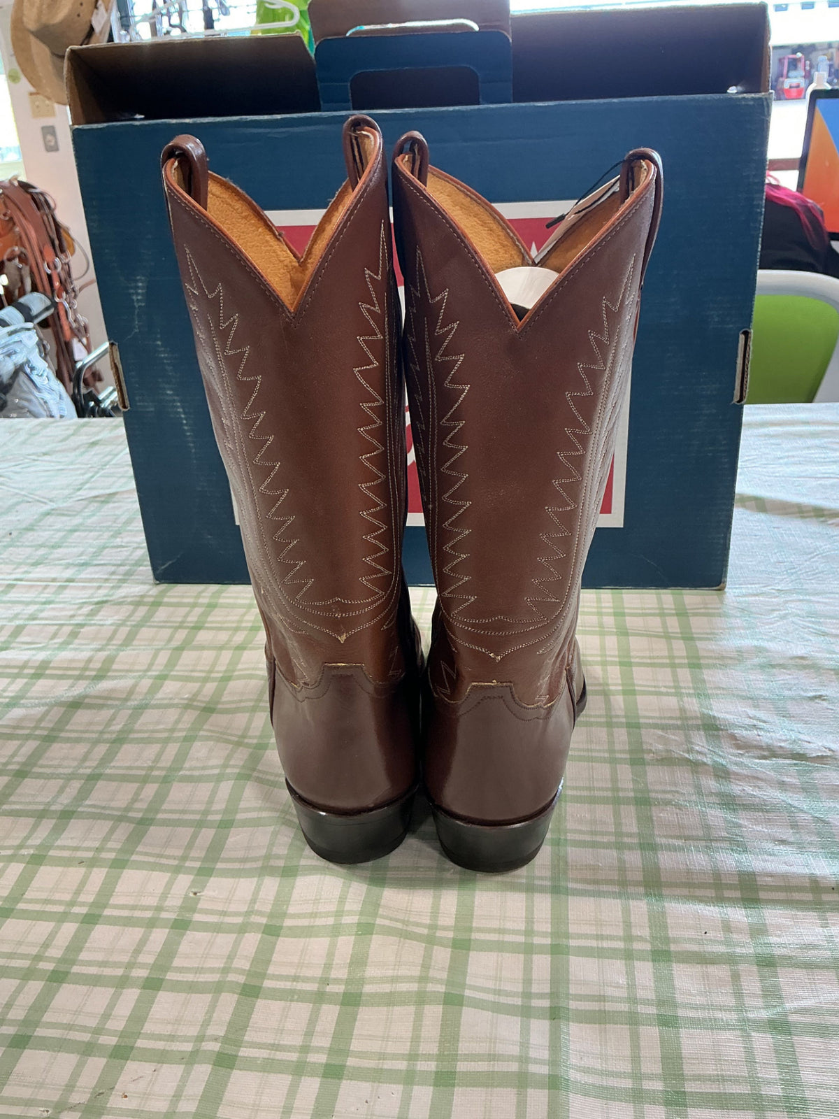 cowboy boots tony lamas