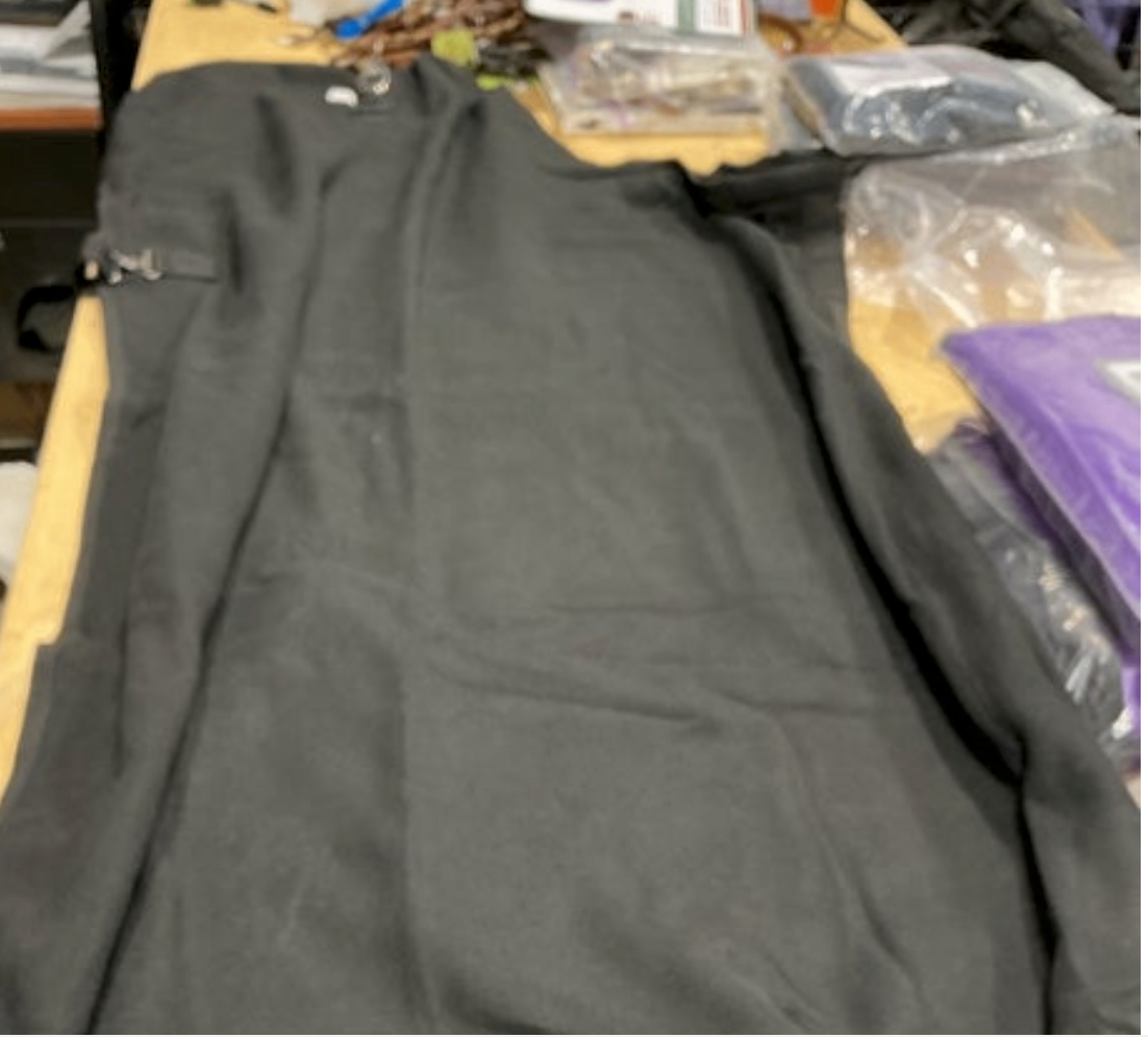Cooler Black *NEW* Med 