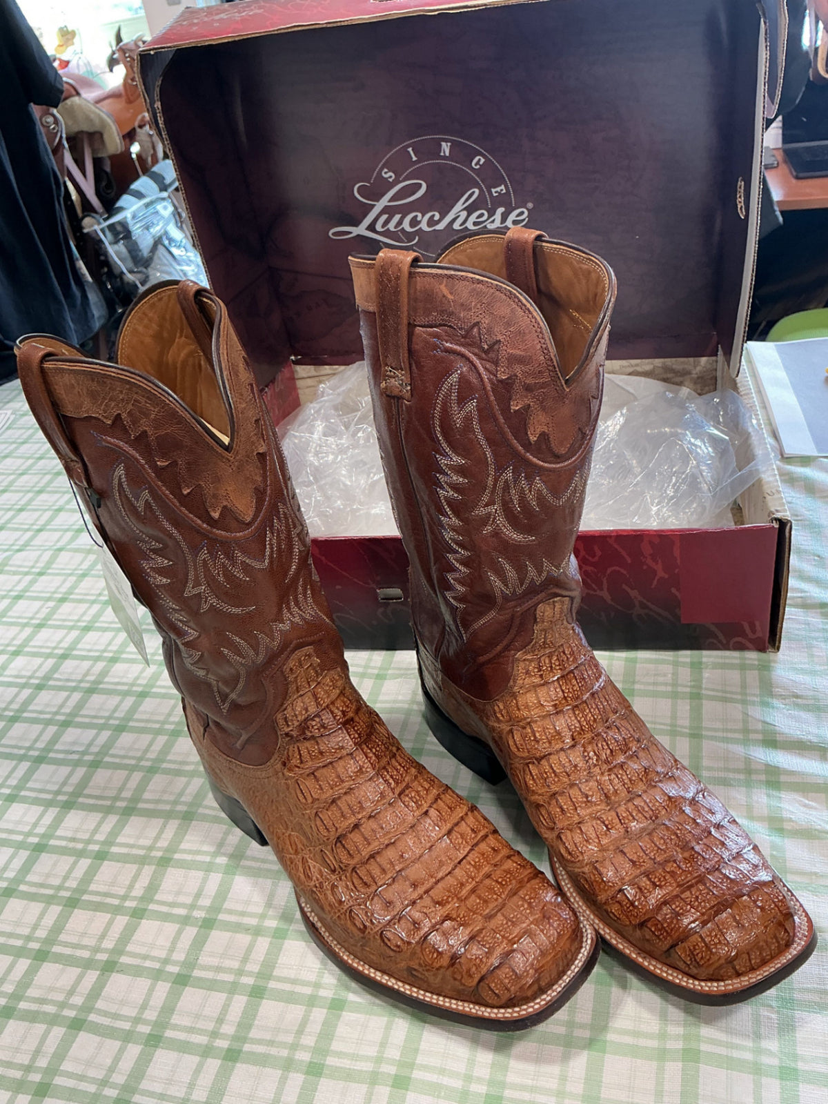 cowboy boots lucchese 13