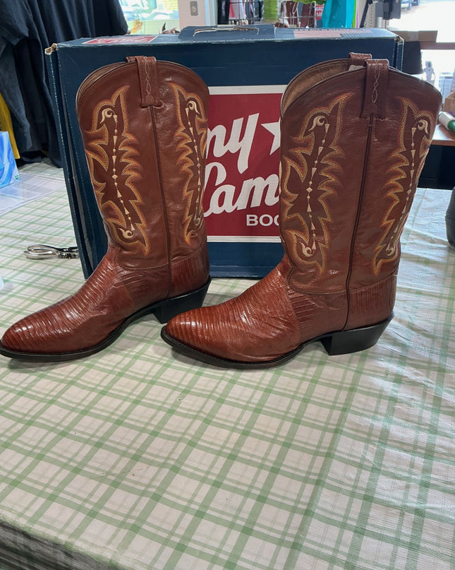 cowboy boots tony lamas 