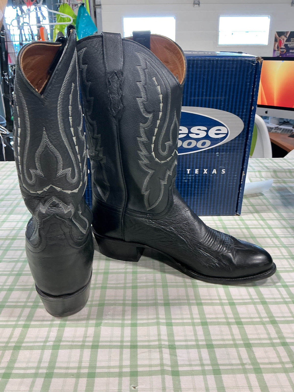 cowboy boots lucchese 2000 
