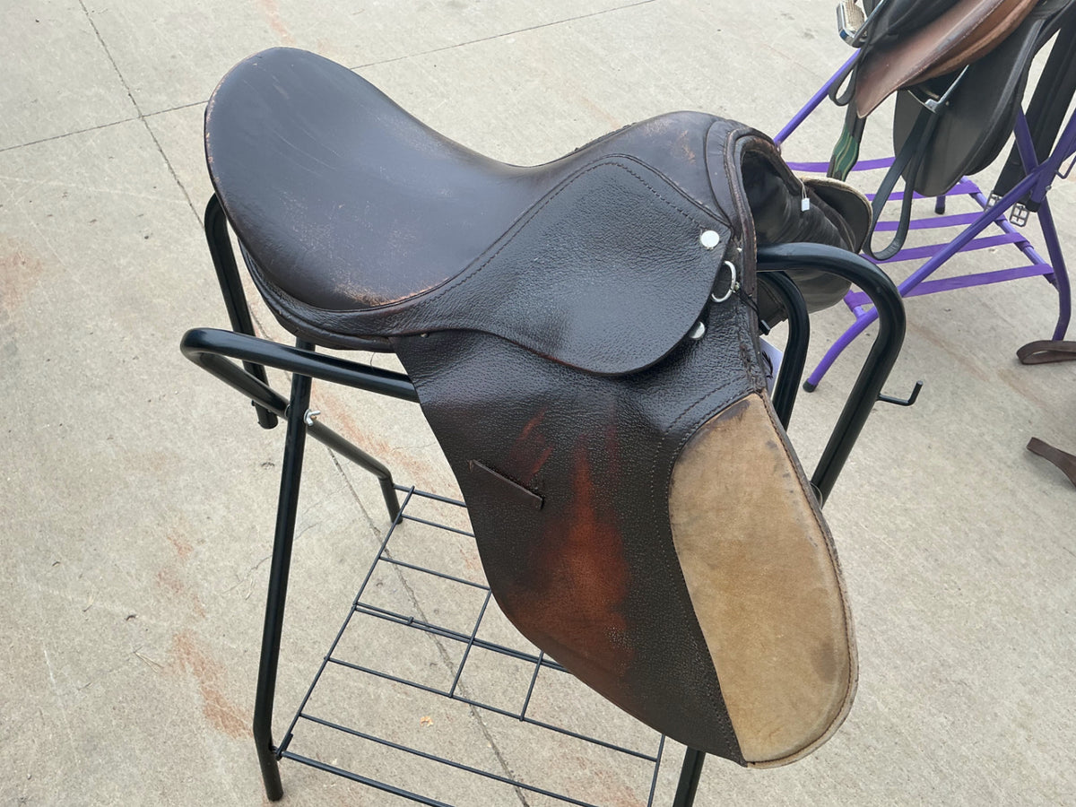 English Saddle 17"