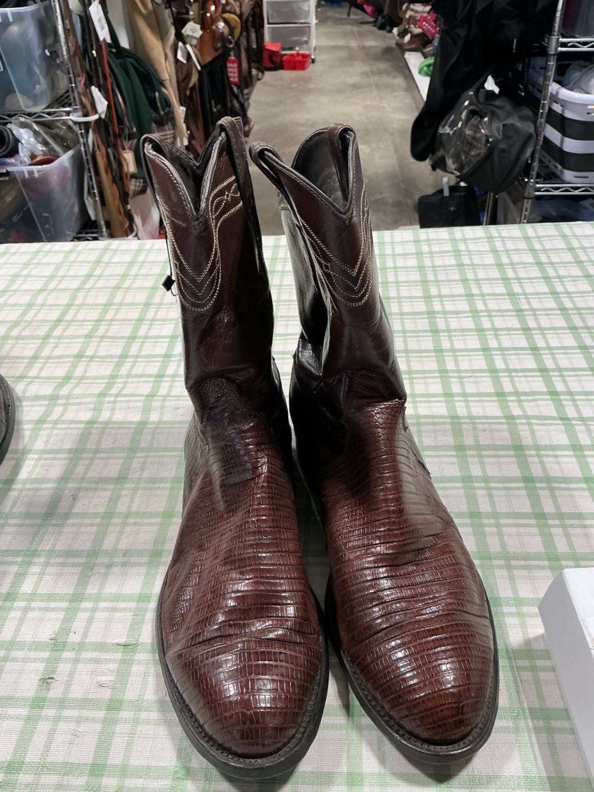 cowboy boots 12EE juston boots 