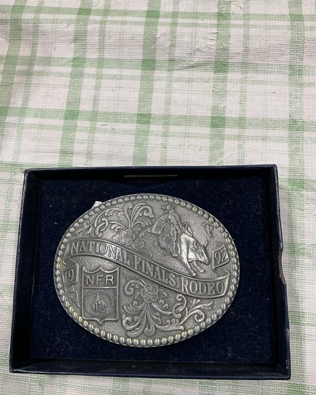 belt buckle 