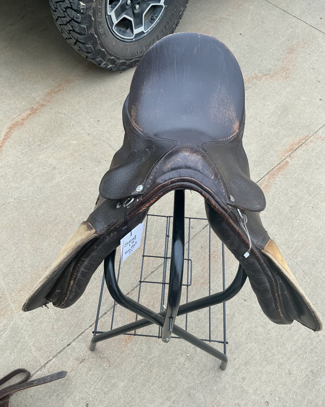 English Saddle 17"