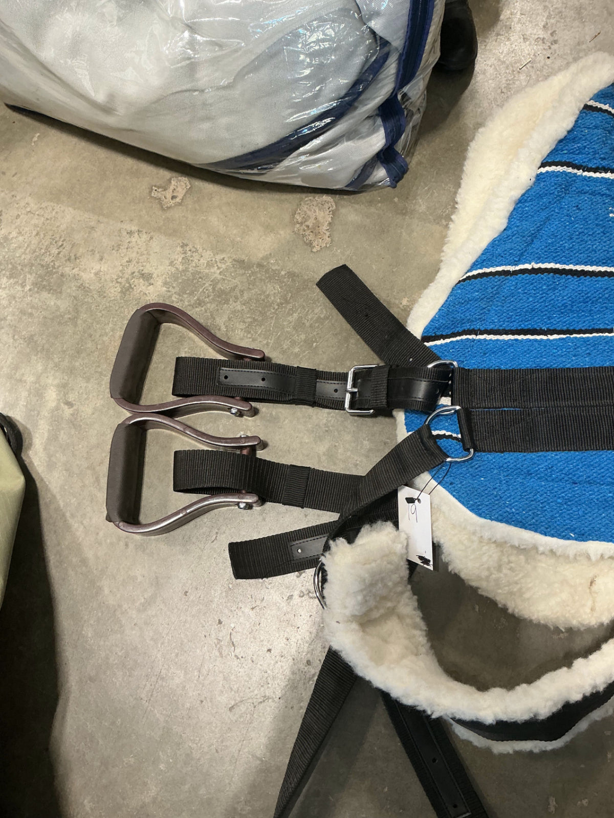 Bareback Pad BLUE W/STIRRUPS