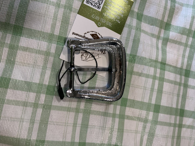 belt buckle design on metal silver