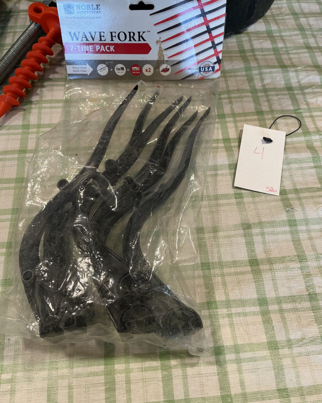 Pitch Fork Ends