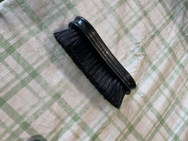Grooming Brush – Face Brush, Black, Mini | Used, Good