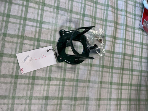 Bridle Holder – Green Metal | New with Tags