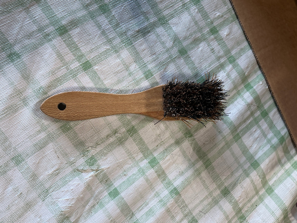 hoof brissle brush 