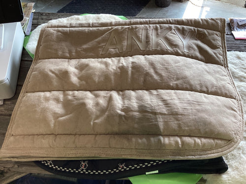 English Saddle Pad – Anky, Brown | Used