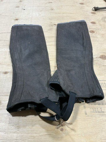 English 1/2 Chaps – Brown Leather, S/M | Used